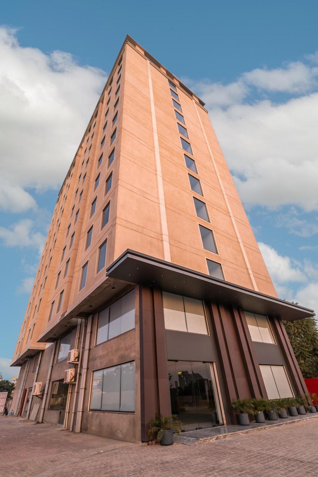 Clarks Inn Suites ג'איפור מראה חיצוני תמונה